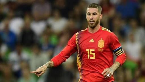 Versus_tips's tweet image. Mañana se viene el primer gran enfrentamiento en #Rusia2018 
¿Quién ganará?

RT - Portugal 🔁
FAV- España ❤️