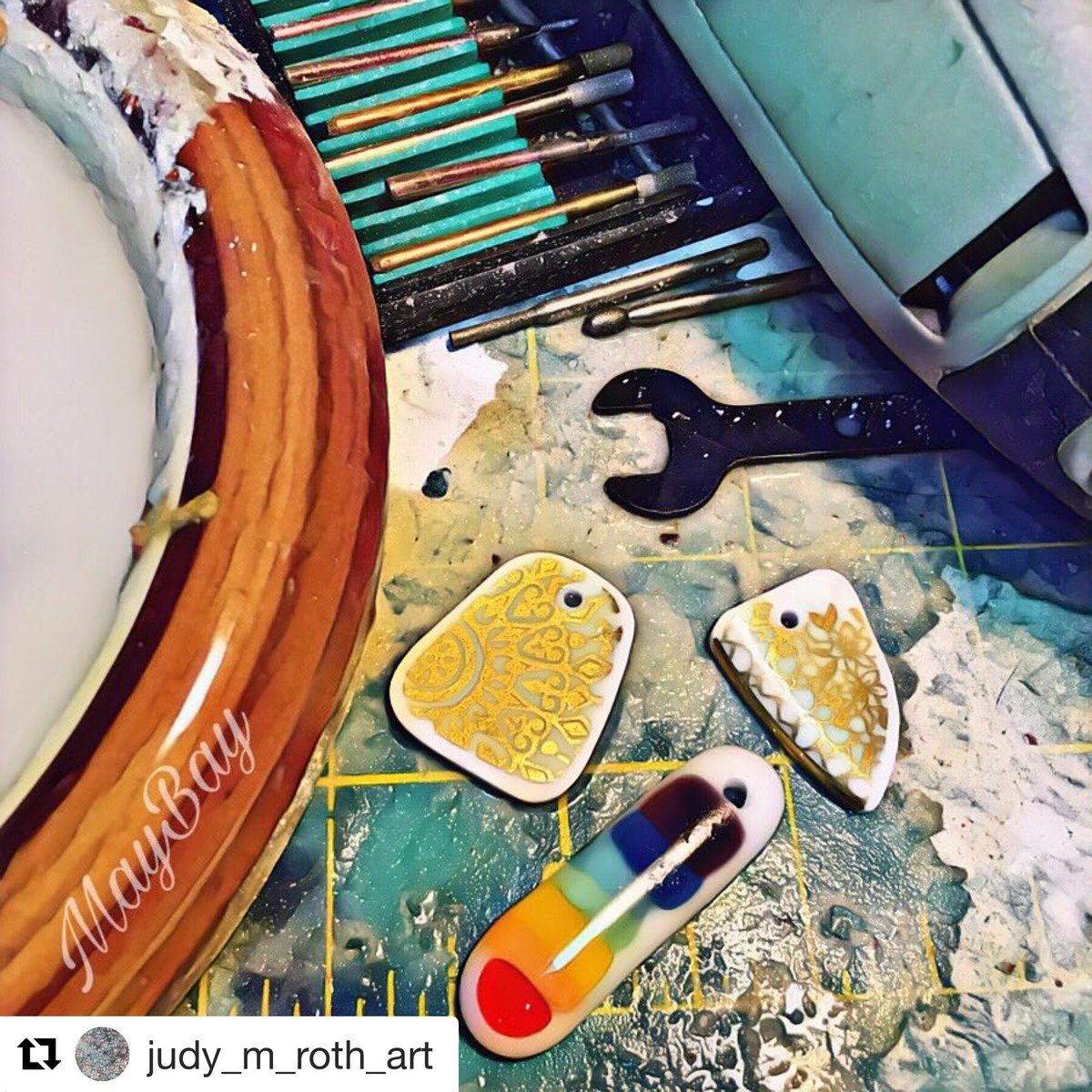 Just finishing up some pretty pendants for tomorrow’s  Market. Get your Teacup or Pride Pendants at the shop 10-2 or from 3-7ish pm in Clan Gregor Square. #bayfield #bayfieldontario #huroncounty #lakehuron  #teacup #pride #pridemonth #handmade #madeinbayfield