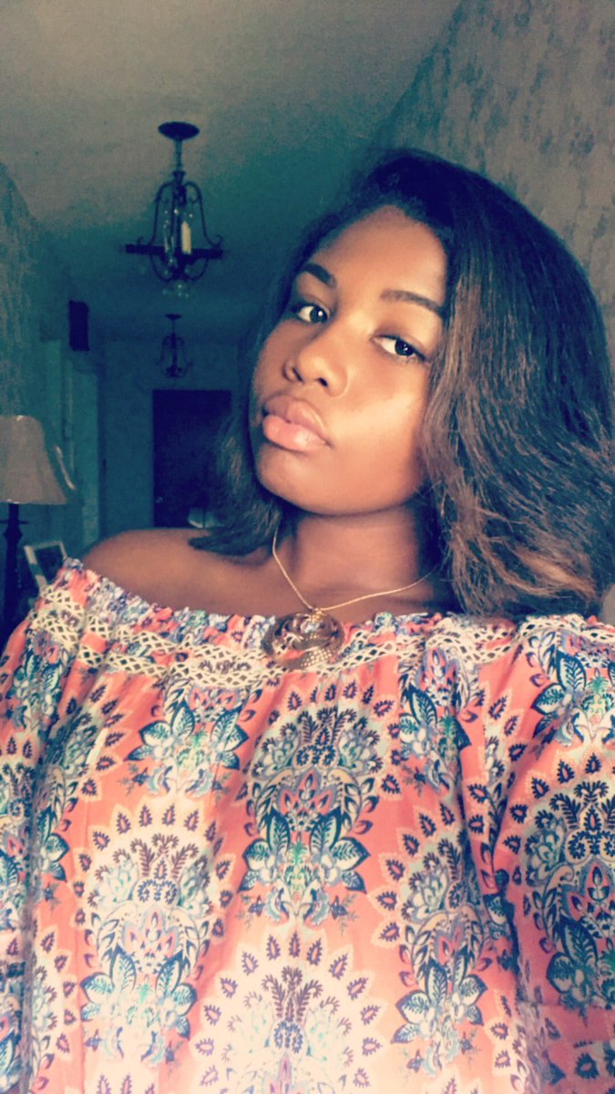annn_bree's tweet photo. #WhoswhoNCCU 
• I’m Breann 
• I’m a incoming freshman and my major is biology 
• I’m a chill person and I love making people laugh 
• I’m really fun to talk to 
• Hml caus I need more friends !! 🤪 https://t.co/PVBNXKmyMx