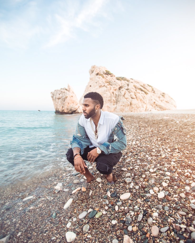 jasonderulo's tweet photo. Not everything needs an explanation... 

Don’t believe everything you read ✈️
https://t.co/Oh5AqlE0fy https://t.co/3fqk8OSRWv