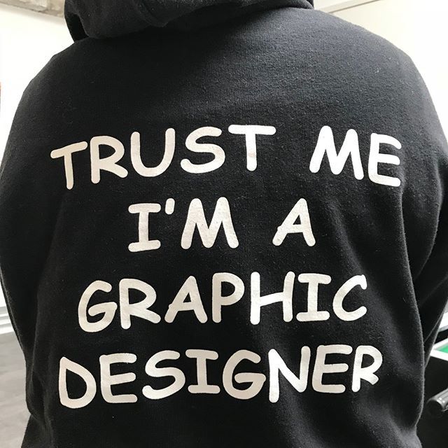 tripp_arnhem's tweet photo. OMG 😱 Linda feels brave this morning! Big Time!
.
#howtoannoyagraphicdesigner #tripp #arnhem #comicsans #clothing #fashionfailure #trustme #donttrust #graphicdesign #typography #fontfailure #typonerd #typolove #designer #fashionvictim #trustissues #c… https://t.co/K0lLTDvMIt https://t.co/2ft4dCcnt3