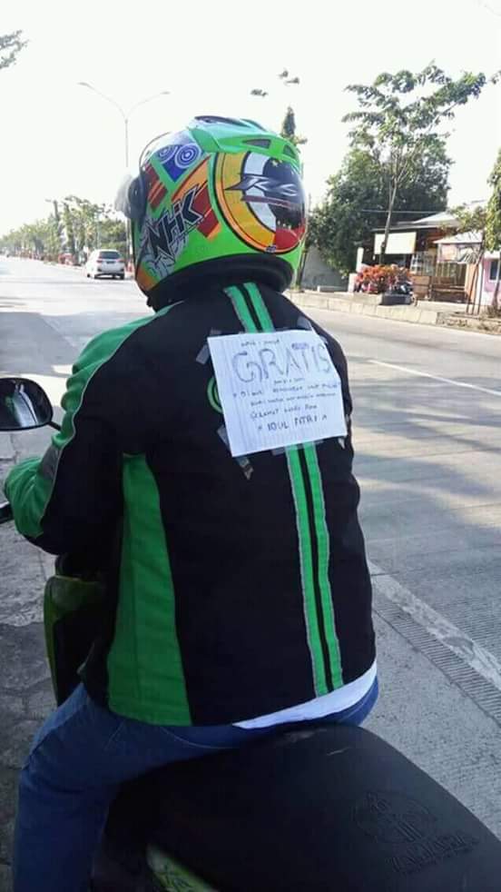 Dilmil18's tweet photo. Indahnya Damai Dalam Bhineka.
Thanks For @grab @GrabID @habibthink Kyai @Stakof @qitmr https://t.co/6L5tpw5Bew