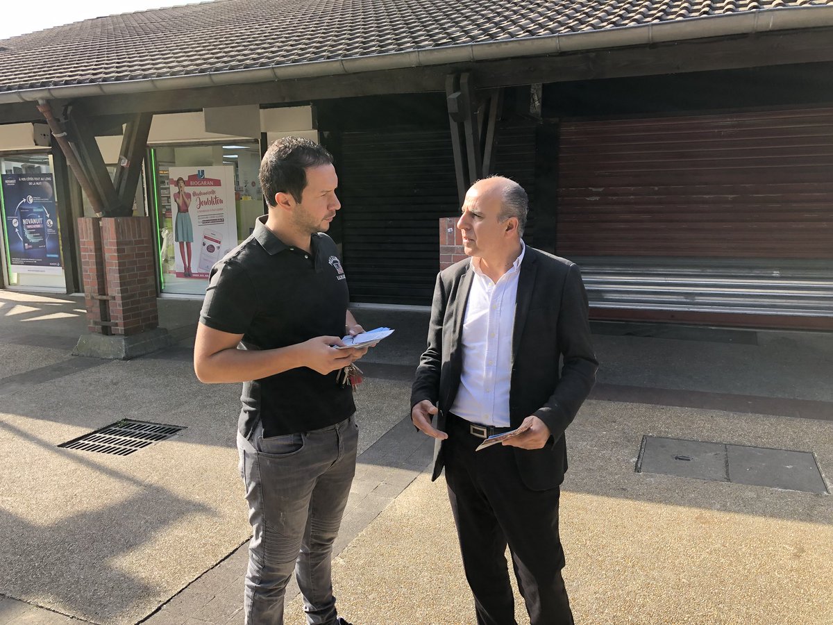 RemBrice's tweet photo. Partage de proximité avec les habitants de Saint Brice, quartier du CC des Vergers, bilan positif et bonnes perspectives pour l’avenir de notre pays! #1anmacron! @RemBrice https://t.co/YH38XEnLeV