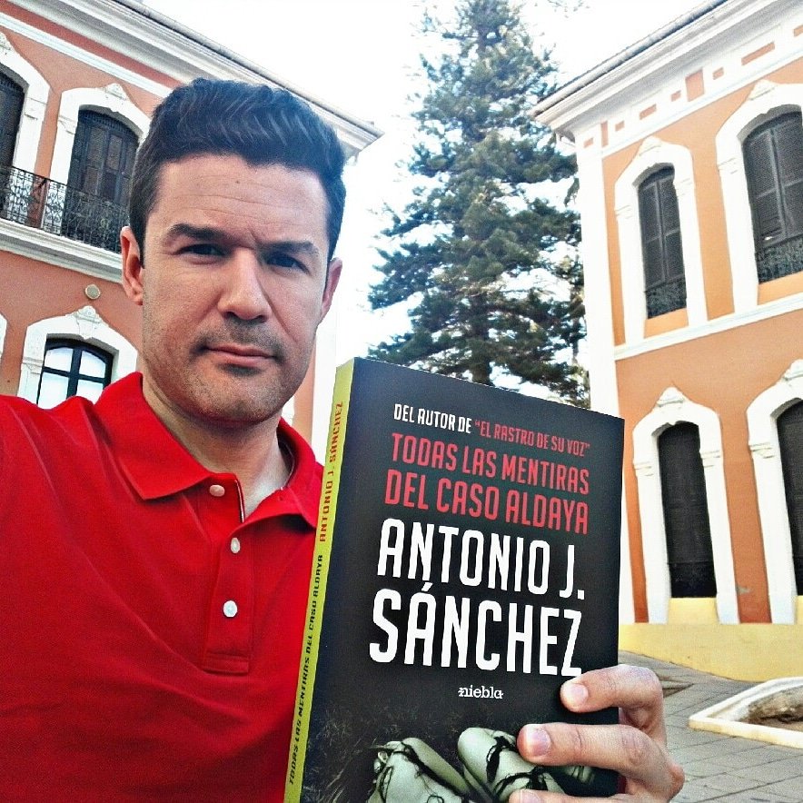 ¡¡Buenos días!!
Hoy hacemos doblete en <a href="/canalsurhuelva/">CanalSur Huelva</a> y <a href="/CanalSurRadio/">Canal Sur Radio</a> con TODAS LAS MENTIRAS DEL CASO ALDAYA, a partir de de las 13:30h con <a href="/rafadamuz/">Rafael Adamuz</a> en las ondas y luego a las 14:05h con <a href="/norberto_javier/">Norberto Javier</a> en la caja lista.

#novelanegra #libros #Huelva #CasoAldaya #thriller