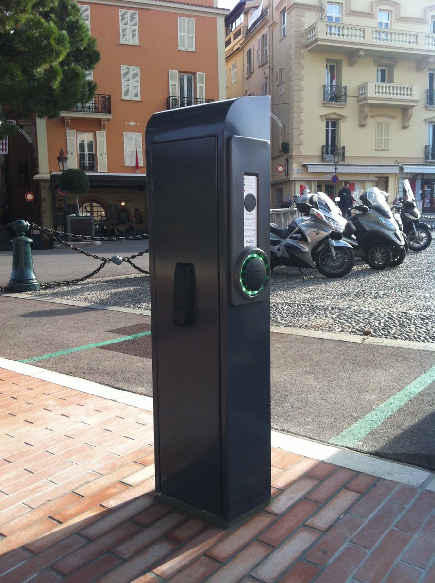 Immari_PL's tweet photo. Prowadzisz inwestycje w infrastrukturę ładowania w strefie publicznej?
Poznaj stacje #PublicLine firmy #EVBox dedykowane dla miast.
https://t.co/1pA5lq1IjP https://t.co/rwIeYbMp3j