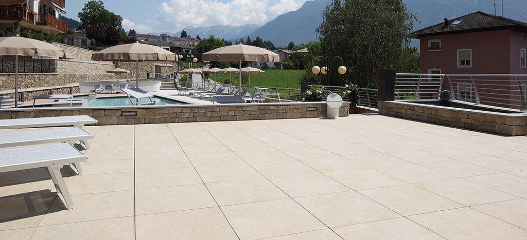 VerdeCeramica's tweet image. This NEW #Aextra20 range consists of single-piece #porcelain stoneware slabs. Various sizes with #2NEW large sizes, and #antislip surface finish. The #15colour range drawing #inspiration from #wood, #stone, #quartzite and #concrete.  @VerdeCeramica