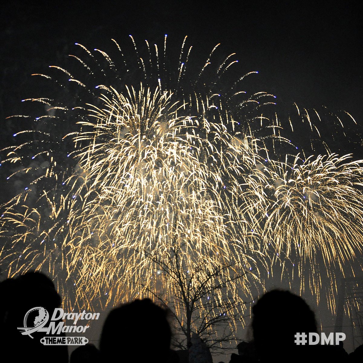 FREEBIE FRIDAY! In celebration of our Fireworks Spectacular theme, Best of British. We are giving away a family of 4 ticket for FREE. Just simply LIKE and RT this post.   socsi.in/QW2R8