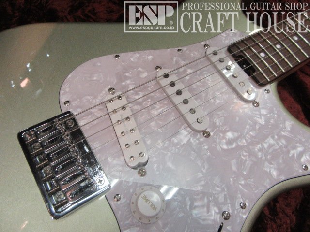 espcrafthouse's tweet photo. 【デジマート】
【SNAPPER FESTA】 ESP SNAPPER-AL FIXED #IncaSilver 入荷!!
ESPクラフトハウスデジマートはコチラ⇒https://t.co/ssUAfTLyIl
#SNAPPERFESTA https://t.co/ps0Cuc6vpp