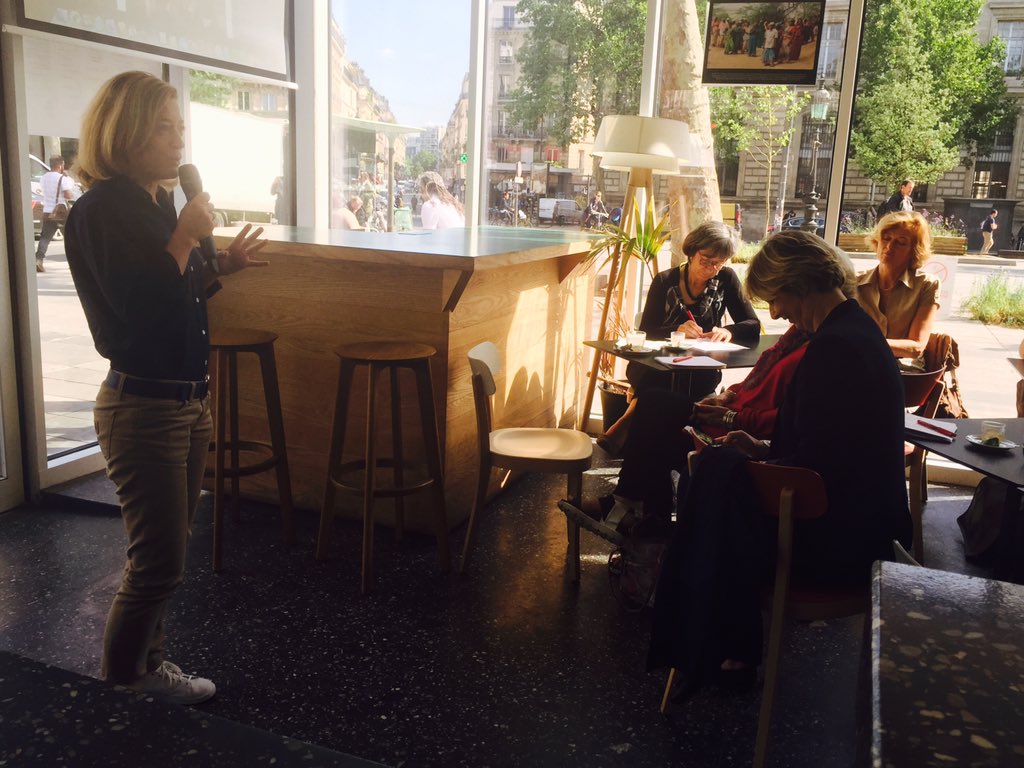_Cafes_'s tweet photo. #intrap2018 @Marie_davezac, intrapreneur chez @BNPPLeasingFR est créatrice du projet @kintessia. Il s'agit d'une Place de marché dédiée à la location et la vente entre pros de matériel agricole, du transport ET du BTP. #intrapreneuriat https://t.co/Zk0AwPl9Zz