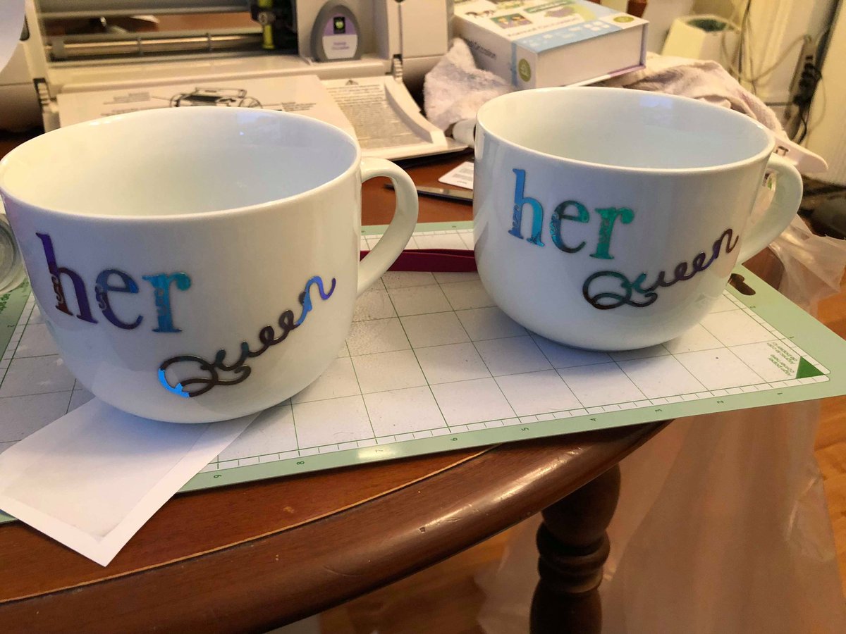 _ColdAsStone_'s tweet photo. Seriously the CUTEST cups for @U_Love_The_V and @icedogfight https://t.co/t1GbiDZdsS
