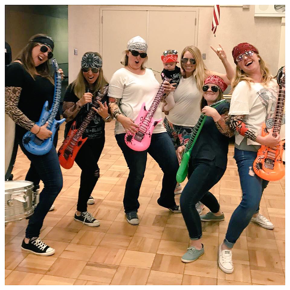valley90254's tweet photo. 5th grade ROCKS! What a great tradition and celebration! #talentshowtime https://t.co/Ua9DpFiGch