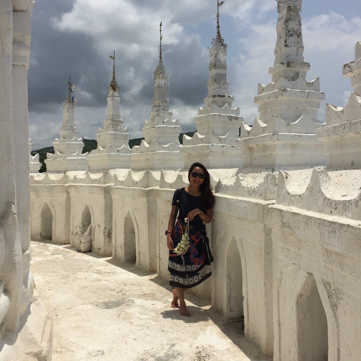 pagecloudcorn's tweet photo. Mingun, Mandalay, Burma https://t.co/9ceuzrfVed