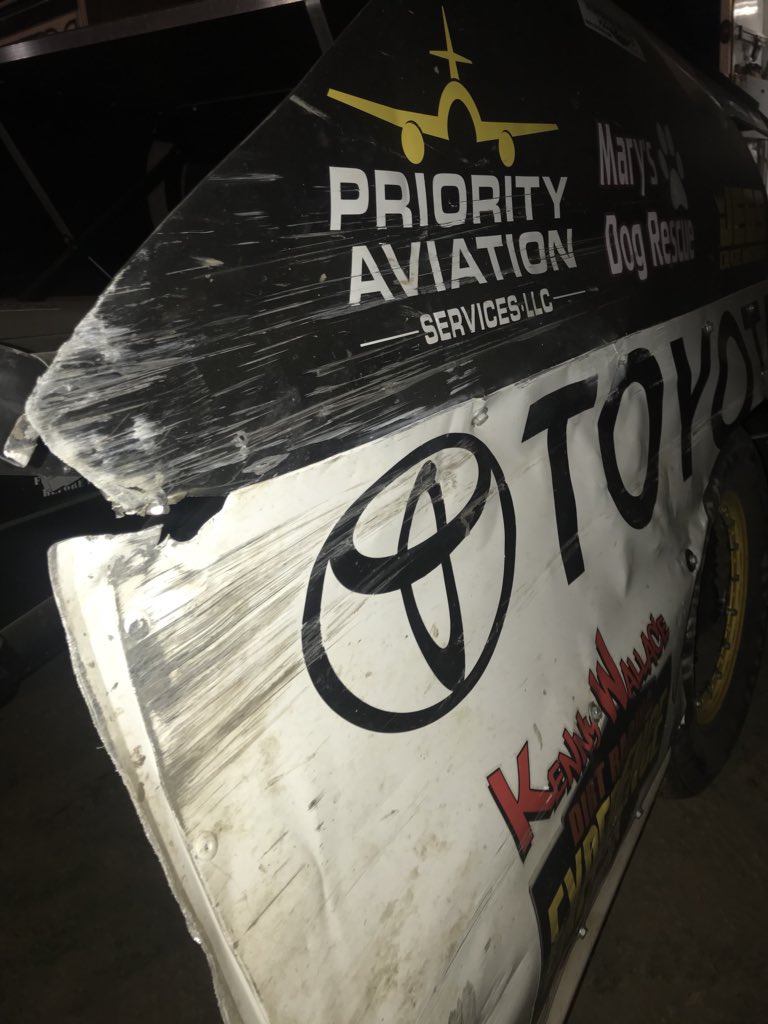 Kenny_Wallace's tweet photo. Much better tonight.. We finished 7th.. We race tomorrow (Friday) at @TriCity11 in Granite city Illinois.. #RoadRash #HiSide https://t.co/ZGLorWZhY8