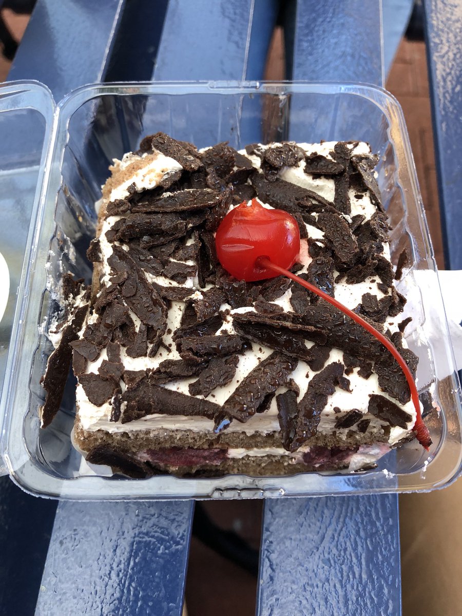 Nanolotl's tweet photo. About 8 months ago I decided that when I was done with uni I would get a Black Forest slice from the Nedlands IGA. Today was my last exam. #gooded https://t.co/mJjZPsLi6b