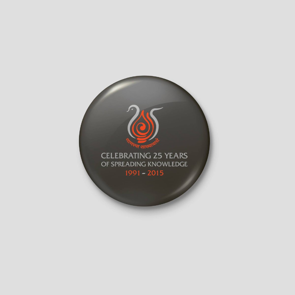 olivedesign_in's tweet photo. Our identity design for Jain Vishva Bharati University, commemorating it's 25th Year (1991-2015)
.
.
.
#olivedesign #Oliveturns10 #logo #identitydesign #swan #illustration #graphicart #graphics #decadeofdesign #creative #designer #designstudio #pin #25years #university https://t.co/R5hjvS4LiC