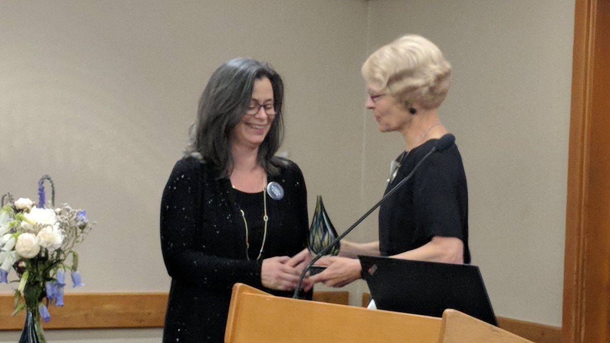 SeattleAWIS's tweet photo. Congrats to Colleen Delaney of @nohlatx and @fredhutch for receiving the 2018 Seattle AWIS award for Scientific Advancement and Leadership in STEM. https://t.co/7k167kM5qf