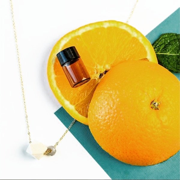 TrendOZau's tweet photo. #Aromatherapy...If you believe in it, it works. If you don't believe in it, it works! 
Diffuser #necklace + #handmade #essentialoils @TrendOZau
Free worldwide shipping 🚚
#wellness #natural #organic #WellnessWednesday  #handmadejewelry #Jewellery #jewelryaddict #handmadewithlove https://t.co/3okLhmy7ez