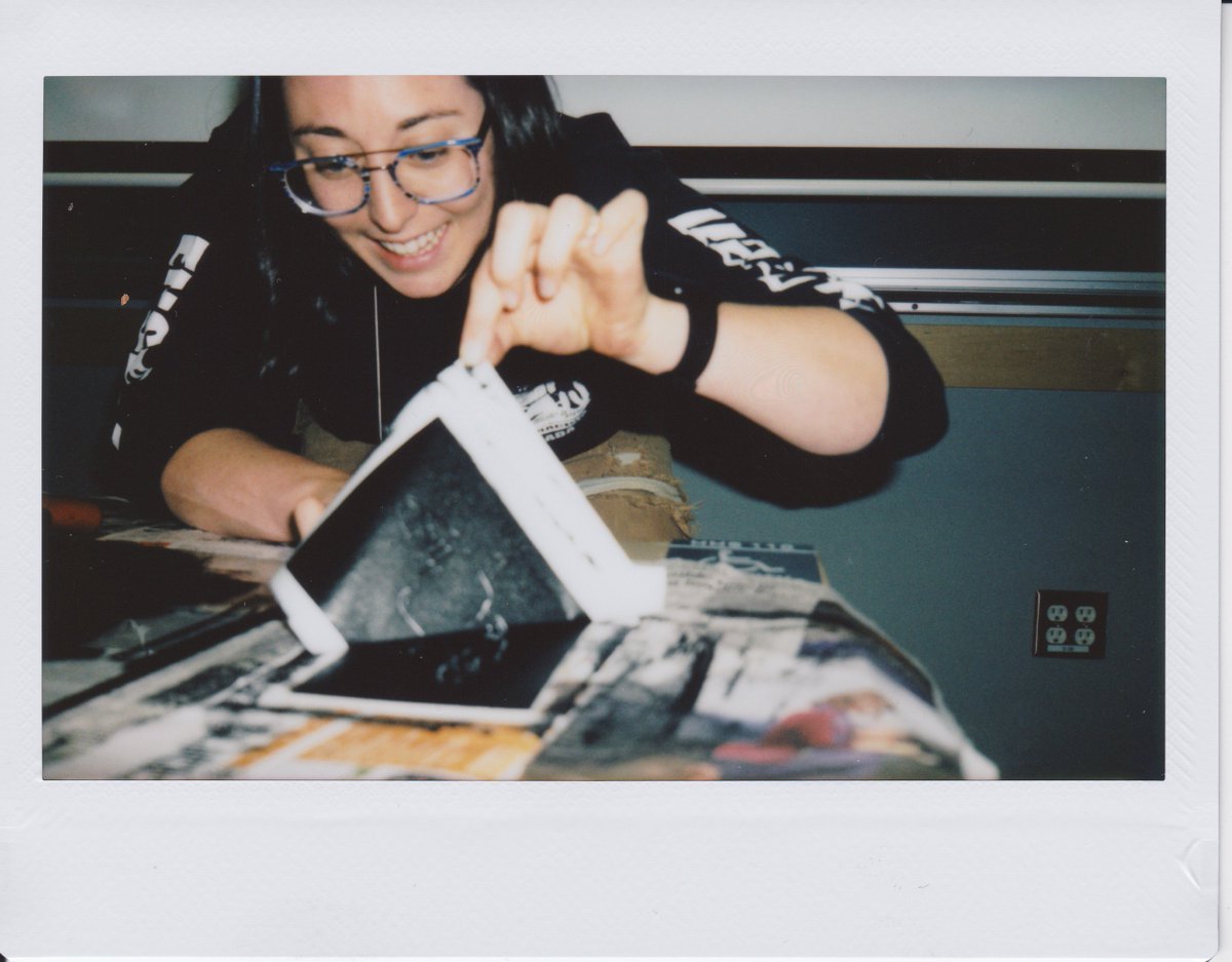 booksinthewoods's tweet photo. #myhappyplace: peeling back a print off my first linocut engraving after a full day of learning about Victorian illustrations. #experiments #creating #linocut #art #polaroid #predig18 #DHSI18 https://t.co/q42ivBTjn5