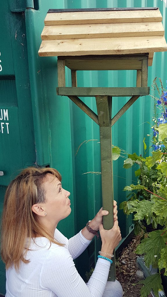 PoppiesFloristB's tweet photo. What are we up to now??? Come and see us at @flowerfest18 in Christchurch this weekend. We are florist up my street featured florist this weekend by the bandstand
#flowerfest18
https://t.co/A9tuY3BAwg
https://t.co/b1wIWQI4W0
#localflowerdelivery #localflowers #localflorist https://t.co/UUfsHCsoGO