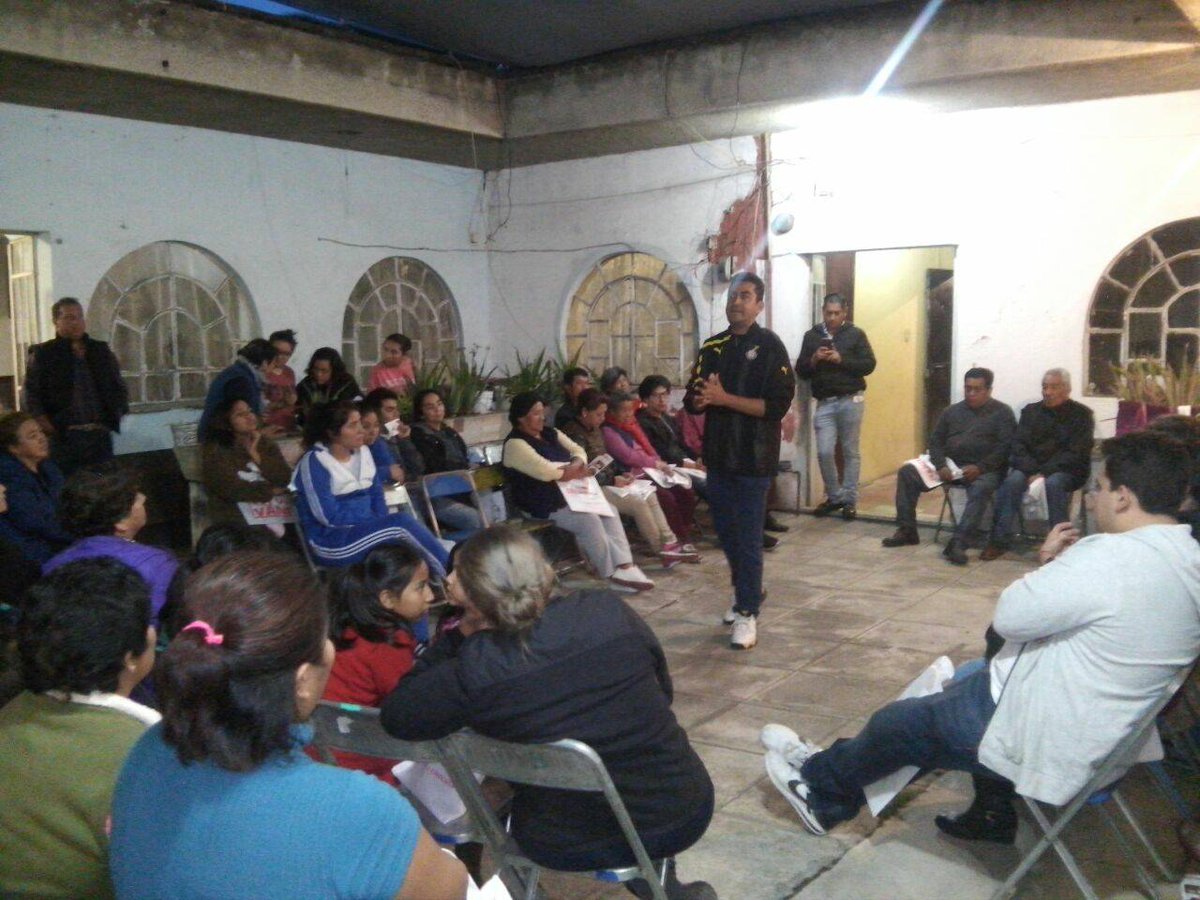 LaloZacatelco's tweet photo. Cada día más personas se suman al proyecto #RescatemosCholula por qué tenemos la necesidad de mejorar nuestro municipio estos acuerdos se van haciendo más fuertes cada día. Gracias a los vecinos del Cerrito de Guadalupe por mostrar su apoyo #VoyConLalo https://t.co/ivkZszfAVo
