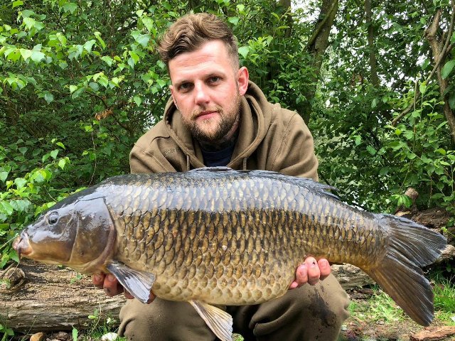 BigFishBaits's tweet photo. Jay Coulson fished a mix of crushed and crumbed #spiced #nut and #squilberry to get them rooting about over the spot and sealed the deal with #spiced #nut #pink #popups https://t.co/mSp9UuwCc5