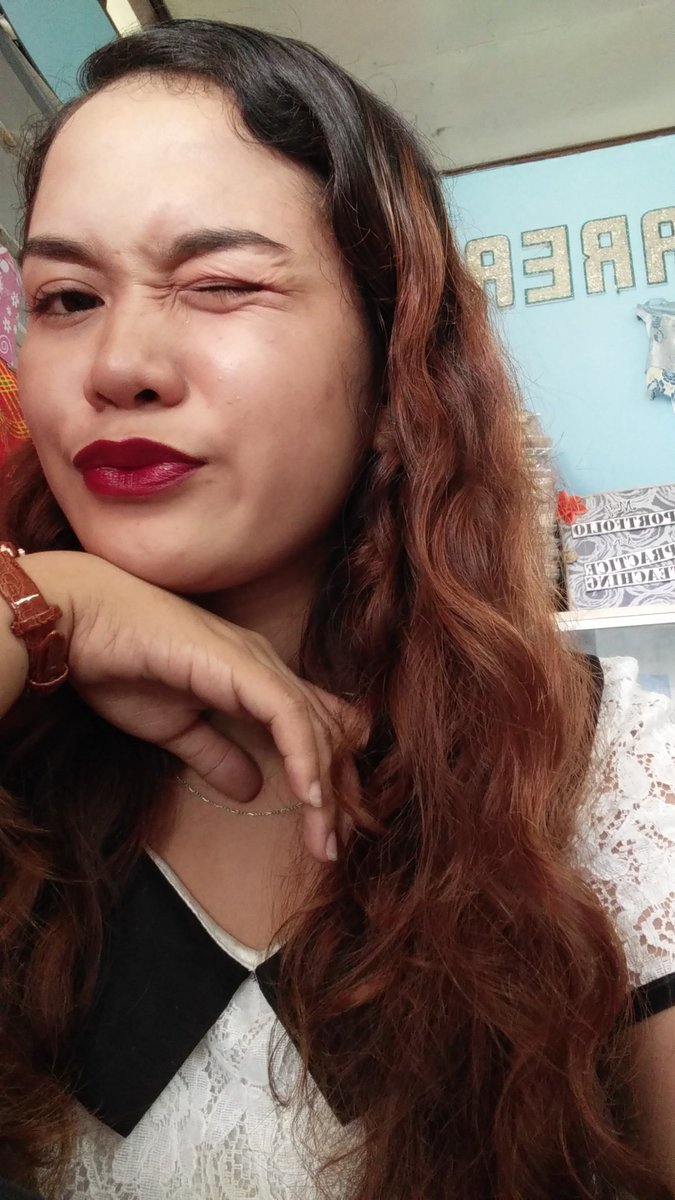 ImJESSICA01's tweet photo. The moment you miss wearing red lippy👄💋 https://t.co/Mx9XbPCRaj