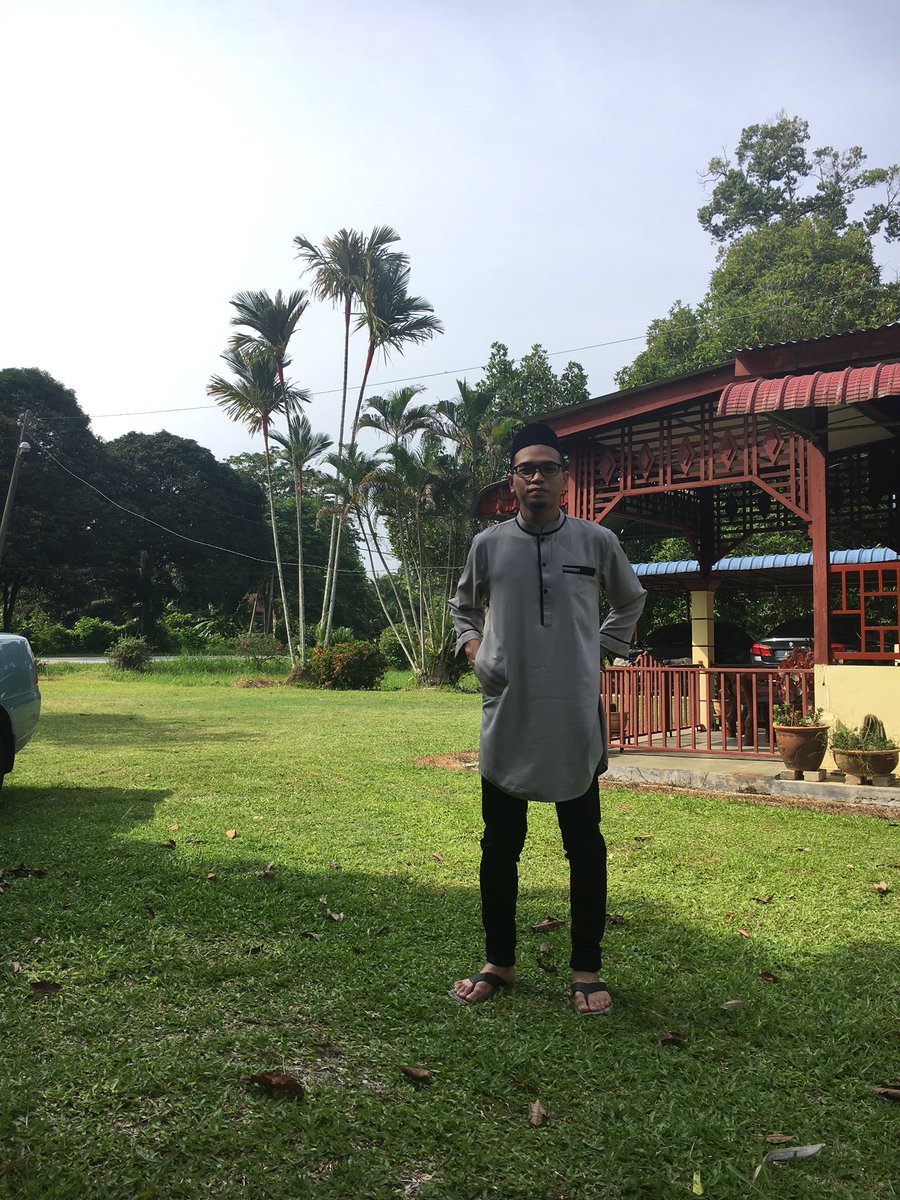 megatsaifd's tweet photo. Selamat hari raya🎉 
#TeamRayaPerak https://t.co/TtLUqmWJQ2