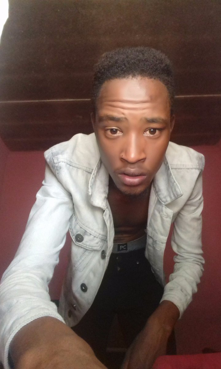 MteezoS's tweet photo. 🔥....Once ngaSpana...
🙏😏.......
||U.R.G||
#ManiMoney
#Romeo
#Boiz
#Smosh
#BruceMphihli
#Sam
#Vuyo
#Mhlengi
#TopKid
#MaWalker
#Sthiza
#C_Jay
Salute to the niggas out here🌍 https://t.co/QJHTsfTq58