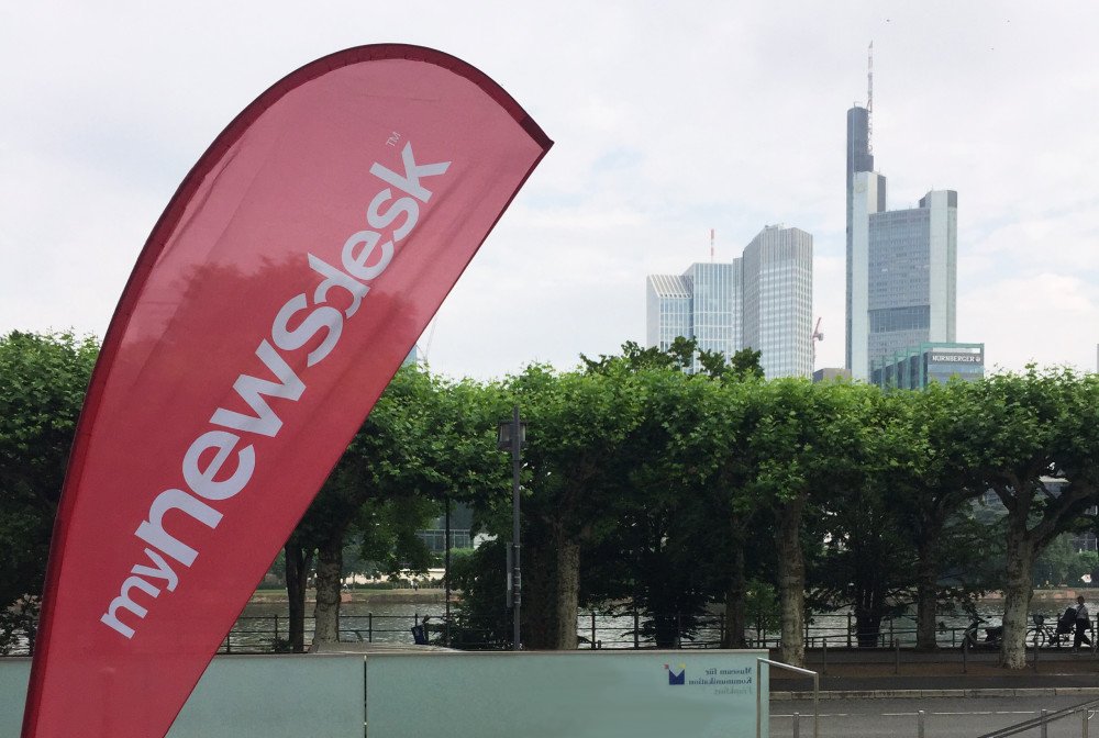 mynewsdesk_de's tweet photo. Was ist letzte Woche in #Frankfurt passiert? Es war Bootcamp-Time! Einen kleinen Rückblick zum Geschehen gibt es auf unserem Blog.
Vielen Dank auch an unsere tollen Speaker @mkuriat, @TMuellerMUC, @susanicolai und @An_Mut! https://t.co/NCJAqvK5m6 https://t.co/te8WH3DawJ