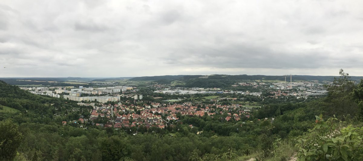 hhuyard01's tweet photo. Hiked up a mountain to eat dinner the other day with my deutsche Familie💛🇩🇪 @PVHS_GAPP https://t.co/tRCUI5SOsk