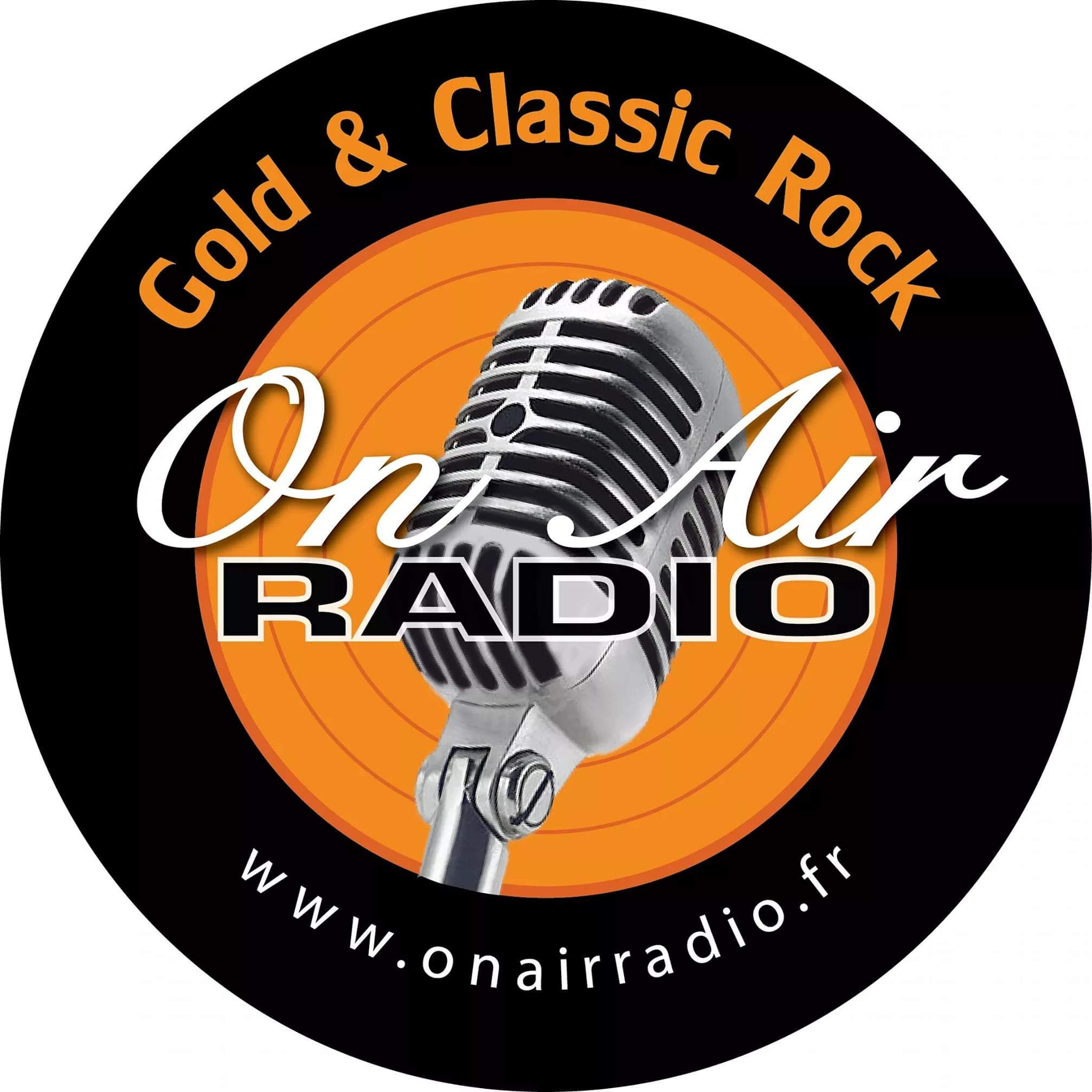 Студия записи подкастов. Микрофон on air. Значок on air. Air radio. Радио эфир on air.