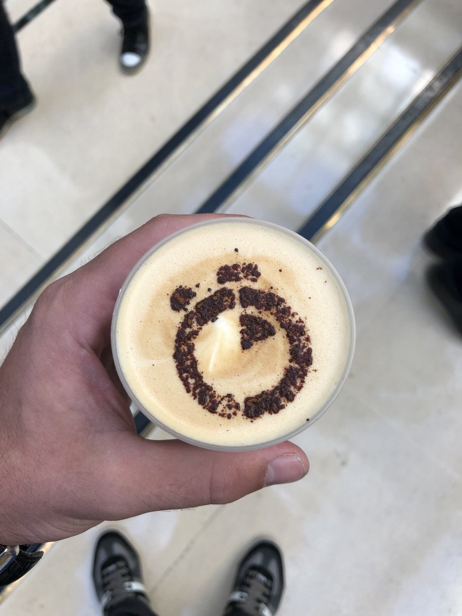 Branded cappuccino by Algolia.. Nice! We might steel this idea :) <a href="/algolia/">Algolia</a> #saastr #saastreuropa