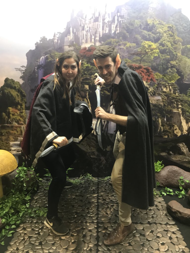 BensLodge's tweet image. When you are taking #SelfieWithElfie to the next level. #HighElfYourself  @Elfishguy @Shadowfax @SupanovaExpo