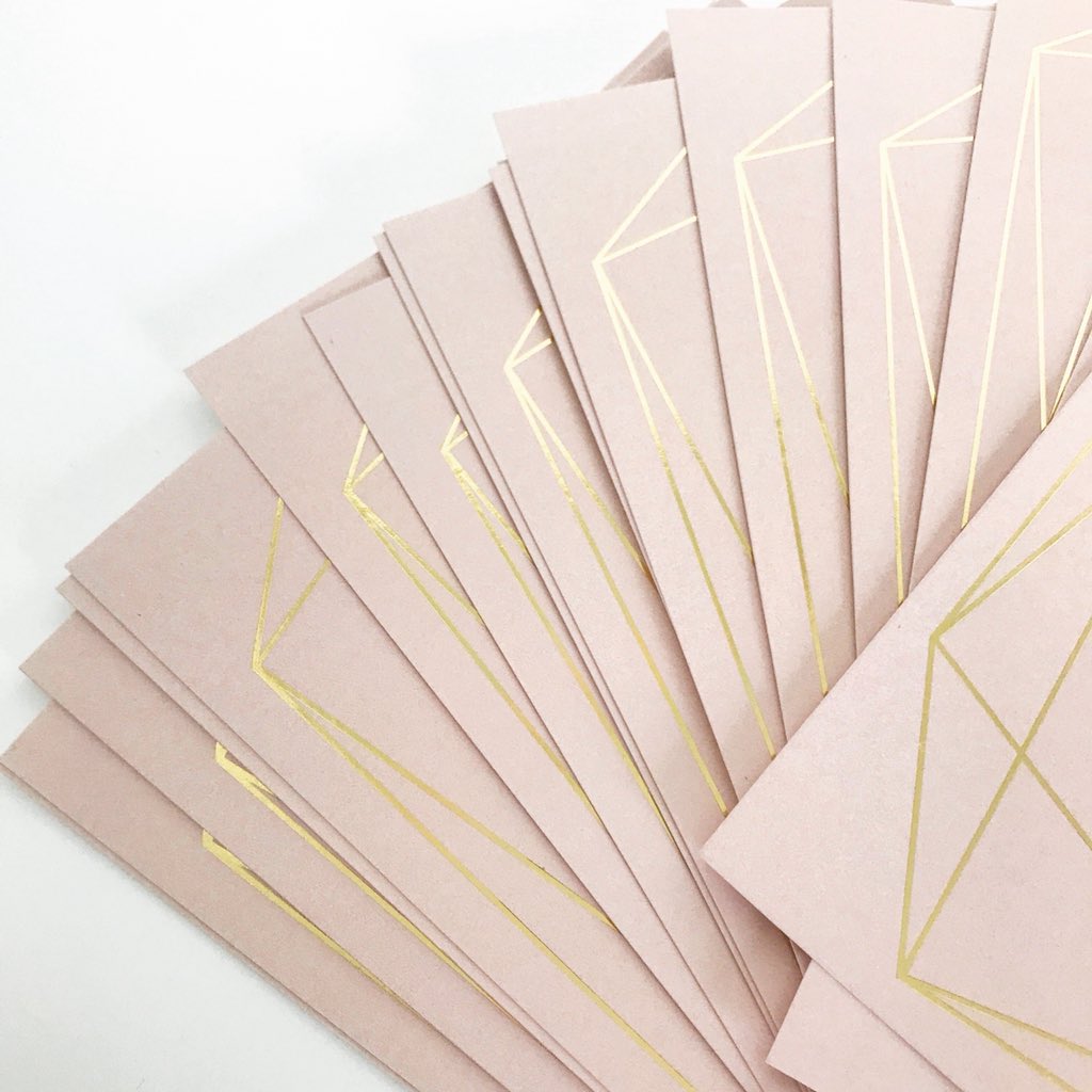 RudeDesign1's tweet photo. Sneak peek of these #blush #goldfoiled invitations! 😍 

So excited about these! 

#geometric #modern #weddingday #weddingstationery #weddinginvitations #weddinginvitationsuite #weddinginvitationdesign #rudedesign https://t.co/YDrbeJjws0