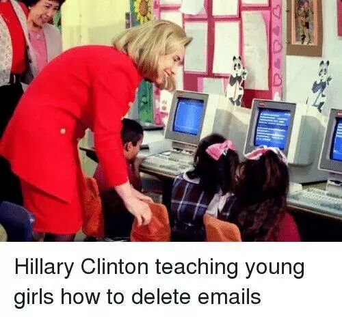 visualsoldier's tweet photo. @HillaryClinton #HubrisStartsWithH #liar #manipulator #HillaryForPrison 
#neverHillary #noMoreNeoliberalAgenda #noMoreCorporatePoliticians #DINO #noPretenders #noFauxProgressives #TwoTimeLoser #moneylaundering #ClintonFoundation #haiti #IGREPORT #DNC #dnc #AwanBros #collusion #SpyGate #indictHER https://t.co/oICJn8I9wv