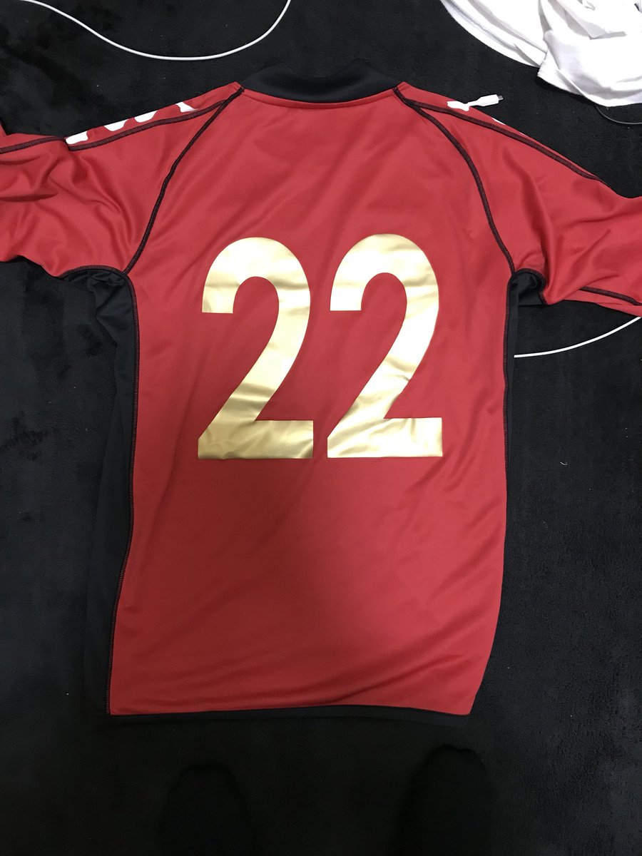 FCwarriors1's tweet photo. 遂に待望のユニフォームが完成致しました！！デザイン、生地に文句無しのもので大満足です！(笑)早く試合がしたいものですね～☺️！ https://t.co/8Wu6lIGatv
