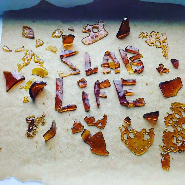 LoveFaithUnity1's tweet photo. We have an hour left before closing! Come in before midnight and receive 10% off wax! #lovefaithunity #cannacommunity #MMJ #bloomington #rialto https://t.co/xAnRMn0XRW