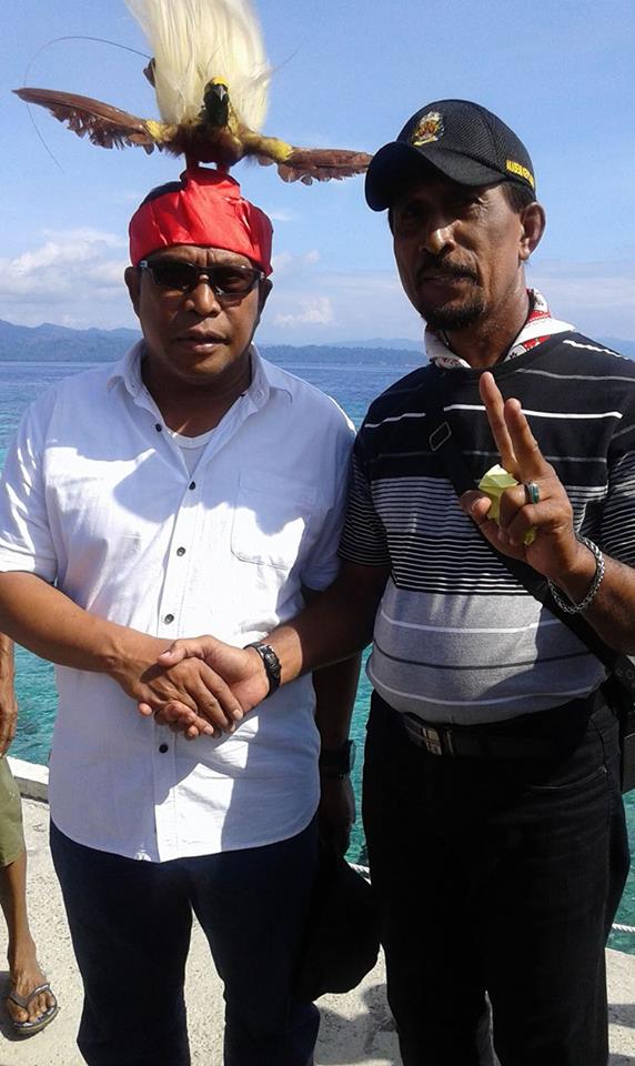 MarnixKampar's tweet photo. #12HariMenujuPerubahanMaluku #CoblosNomor2 @detikcom #CoblosMuradAbas #MasBroVoorMaluku @PDIPNgawi @cntbstpd001 @DPPPerindo https://t.co/G26FlTSdfm