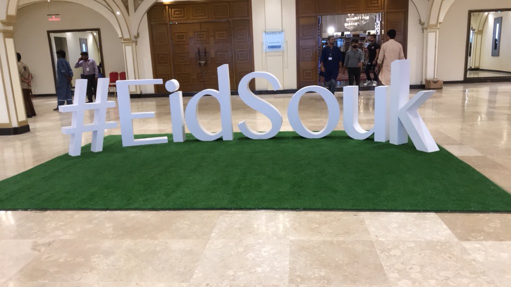 highoncoffeee's tweet photo. Last day to attend this amazing Eid Bazaar, where you can get everything from tip to toe for your Eid look 😉
Ahem! I have done my half of the shopping from there 🙈🤫
#EidSouk #Sheops https://t.co/bB5fnn3Rt4