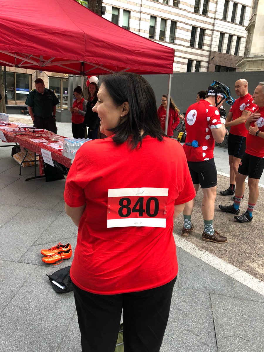 Rachel_Walker91's tweet photo. Here at @SwissRe ready to set them off on the #GoingtheDistance Challenge event! 70 employees running, walking and cycling for @DemelzaHospice today- loving the atmosphere here already, it's going to be a great day! https://t.co/398LA9g84p