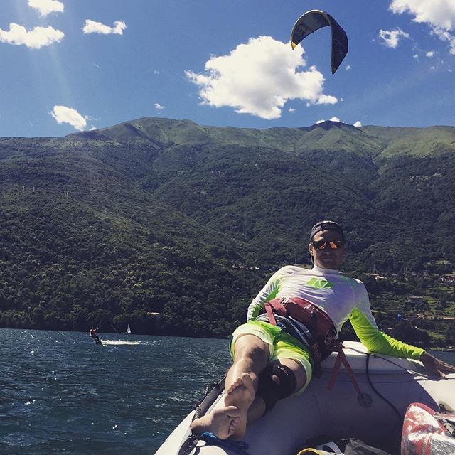 MC4season's tweet photo. Lovely day for kiting... and chilling.... and then kiting some more!! #fun #relax #love #kite #holidays #kitesurf #fly #wind #kitesurfschool #boat #boatlife #sun #summer #mc4season #italy #bellavita #grazie #lakecomo #lagodicomo #flysurfer #wainmann #eth… https://t.co/hUn7JIIOZA https://t.co/VwbZ45Qmyy