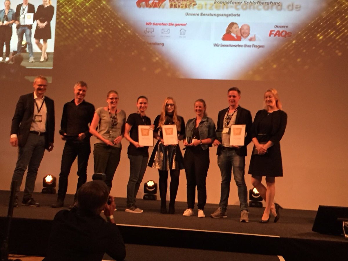 fgaksch's tweet photo. Wahnsinns Tag auf der #oxcom18 - Krönung ist der #goldencartaward für @shopmacher - Hammer, liebe Kollegen von @OXID_eSales, @SysEleven, @eFulfilment_de, @stromkommerz 😊 https://t.co/RYRu8Y1ZtZ