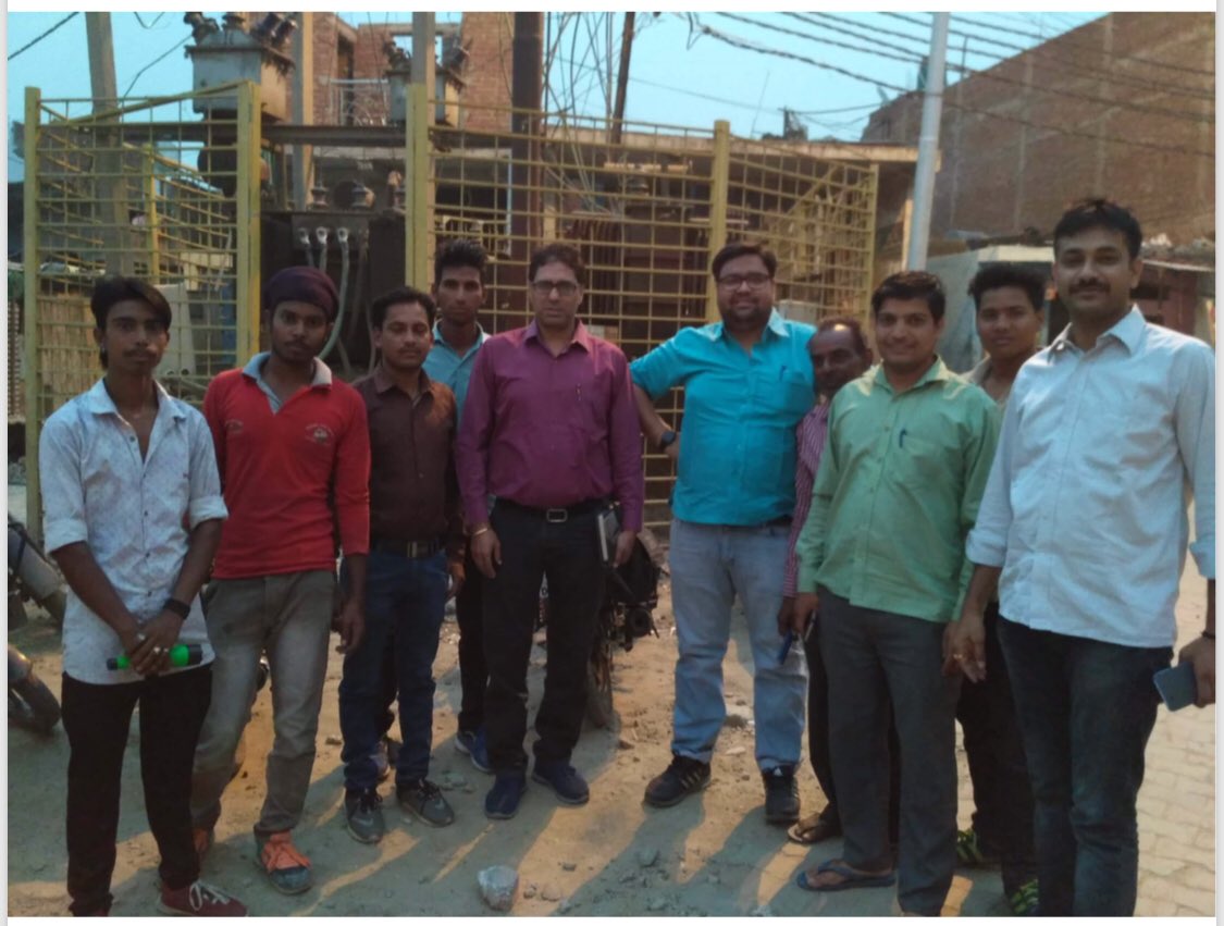 GS_UPRVPAS's tweet photo. #MassRaid #MorningRaid #FridayFeeling #Nandgram #ghaziabad @eudd10gzb https://t.co/iORWBc0IpV