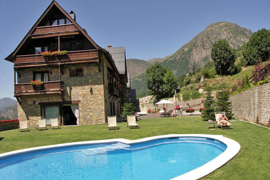 yoytredos's tweet photo. ¡Buenos días viernes! ✊
Hoy damos el pistoletazo de salida y oficialmente damos la bienvenida al #Verano en YOY Tredòs 😁
Os esperamos a tod@s en nuestro acogedor hotel y fantástico valle... 🤗

https://t.co/ieBnWkNhOx ✅  

#ValdAran #Pirineos #Pirineus #CatalunyaExperience https://t.co/Mz0ZjWbb10