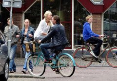 rocketdaddies's tweet photo. @roiseanna @timmermansr @Taraustralis @ISU_SSP @swingie Finally, sitting on the steering wheel is very popular with student couples. Less moment of inertia on the steering, and very cute and intimate. Impairs visibility though and still some effect on the steering. https://t.co/70ZkBChfWd