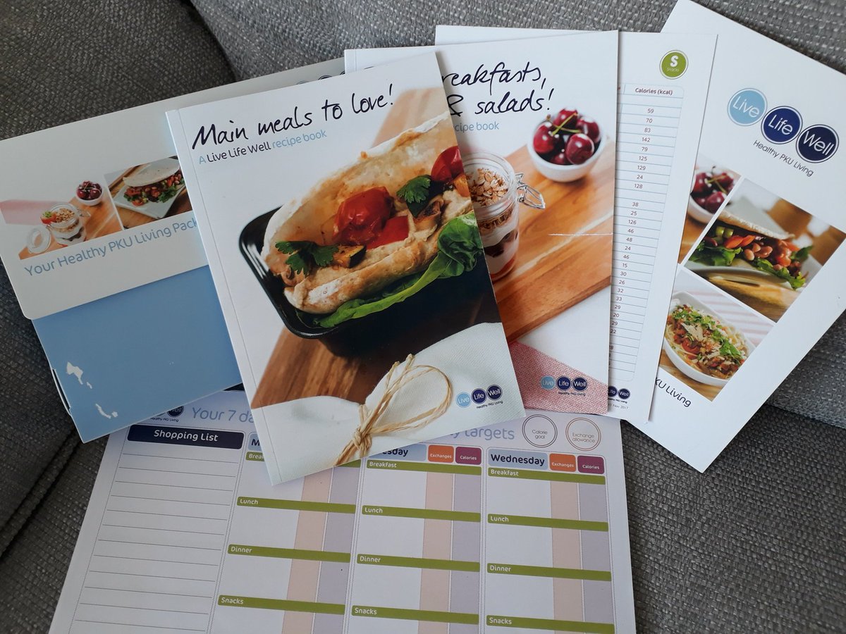 Revell_dance's tweet image. Got this pack at clinic last week. Followed the book for one week and lost 1kg already! Bloods tomorrow but feeling a lot better. Thanks @VitafriendsPKU #healthypkuliving #pkulife #pkustrong #pku