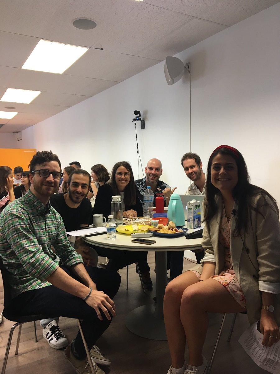 GoodRebels's tweet photo. Hoy nuestro #rebelfridays brillará gracias al talento interno, de la mano de @fervillarce @IvanHdezRuiz  @uxiaferrer @MartaBespi @MrYuse y Markel en una masterclass de oratoria. #orgullorebel https://t.co/xfW1xlesnD