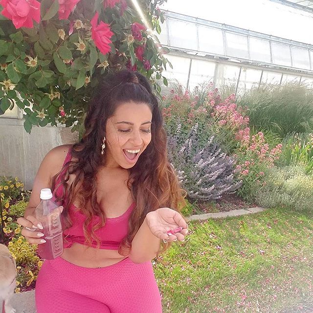 h_sama's tweet photo. it's flower shower season in #utah
๐ธ๐ธ๐ธ๐ธ #pink #fitness #bodypositive #wmnutrition #workout #HSAMABLOG https://t.co/pz9GRGlxHn https://t.co/oPrPC6lHfj