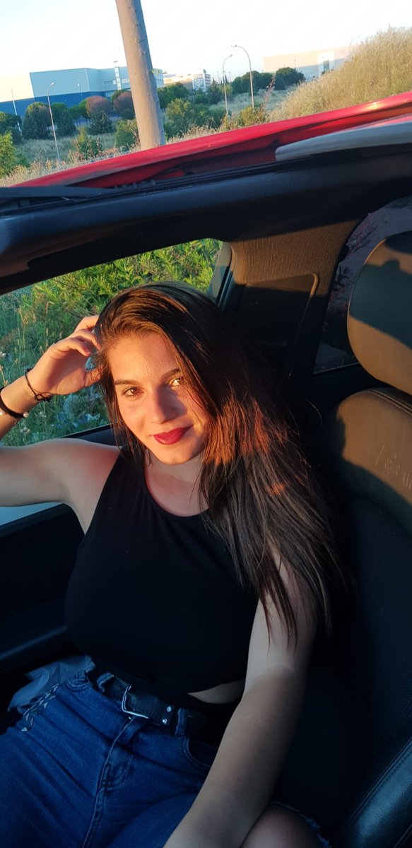 Katya Escam tweet media