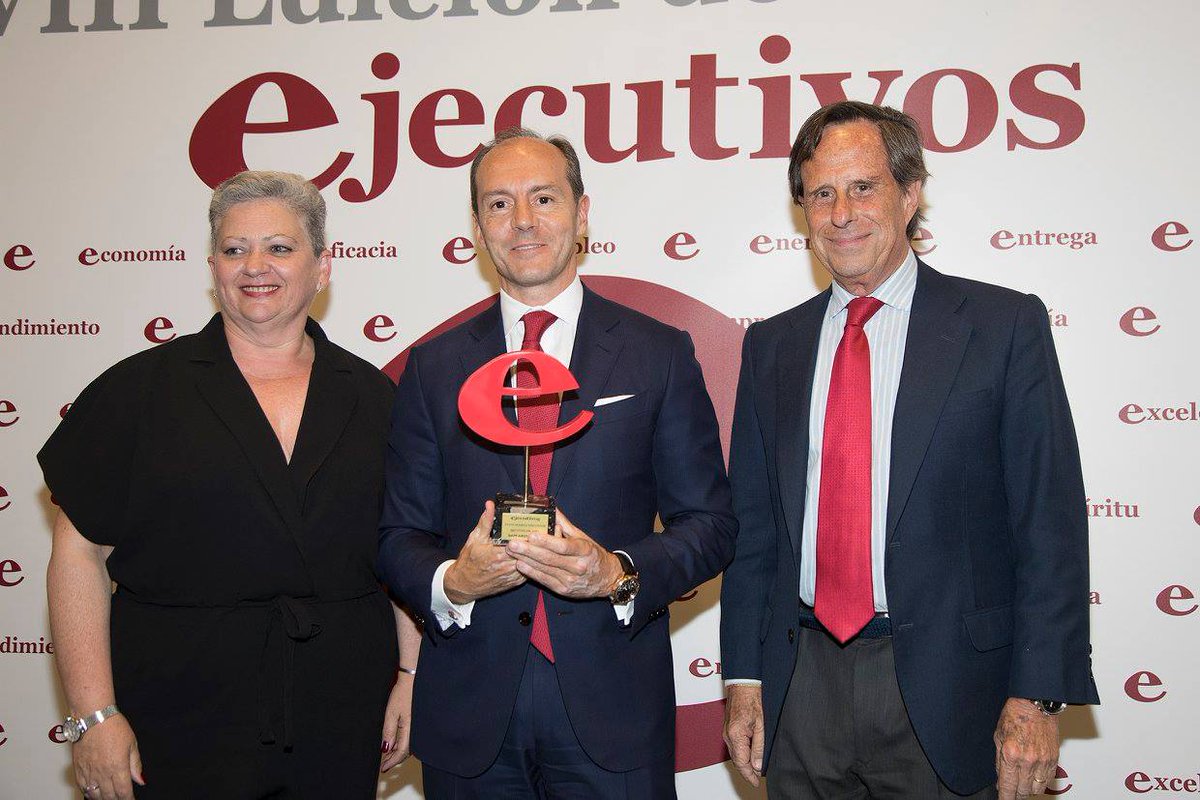 Muchas gracias a <a href="/ejecutivos_es/">ejecutivos</a> por contar una vez más con nuestro equipo de azafatas para la XXVIII Edición de los Premios Ejecutivos. 
Enhorabuena a todos los premiados!